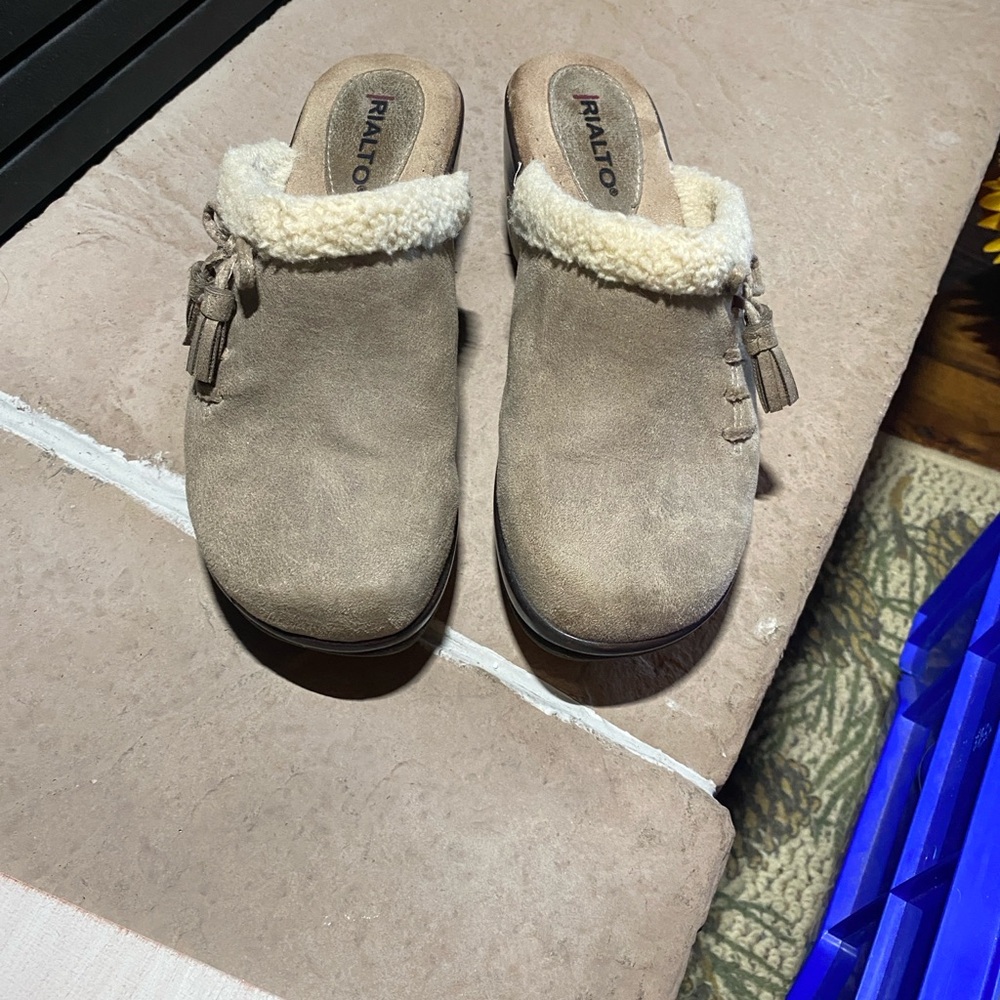 Rialto Women's Beige Suede Mules with Tassel